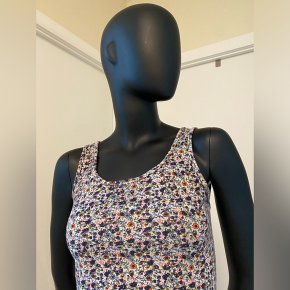 Floral Tank Top - Picture 3 of 4